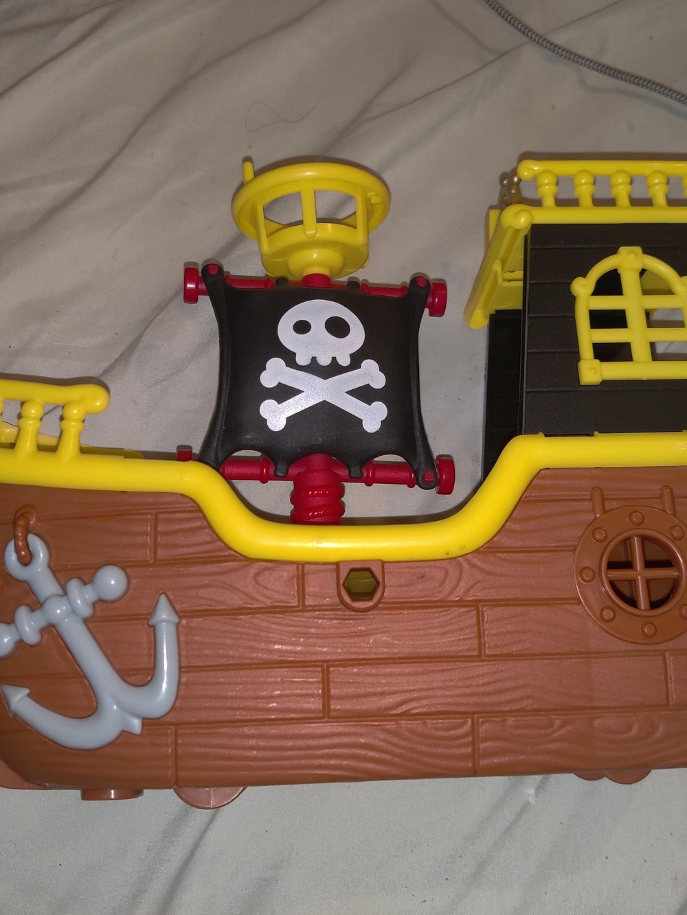 Children's Pirate Ship  Missing (Piece In Pics!!)